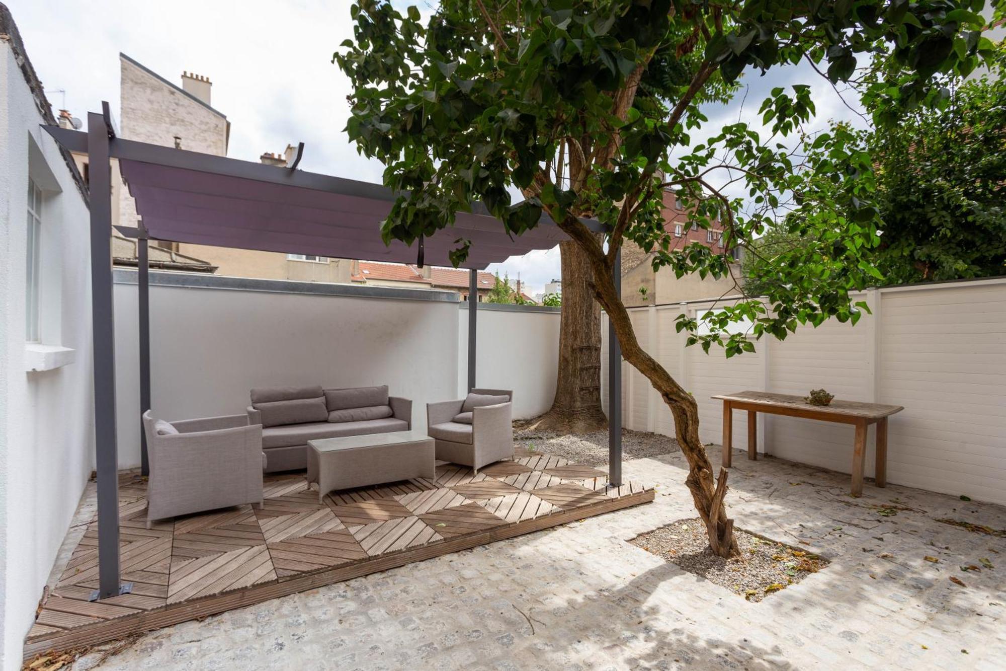 Lovely Little House With Private Garden In Paris Ивры-Сур-Сеине Экстерьер фото